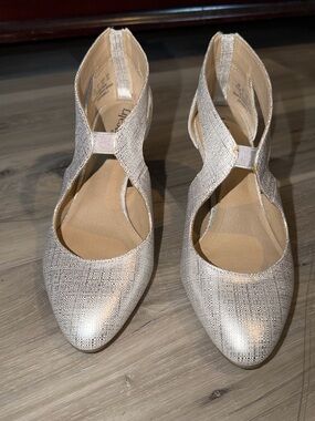 LifeStride Metallic Taupe Crisscross Pointed Flats NWT 71/2